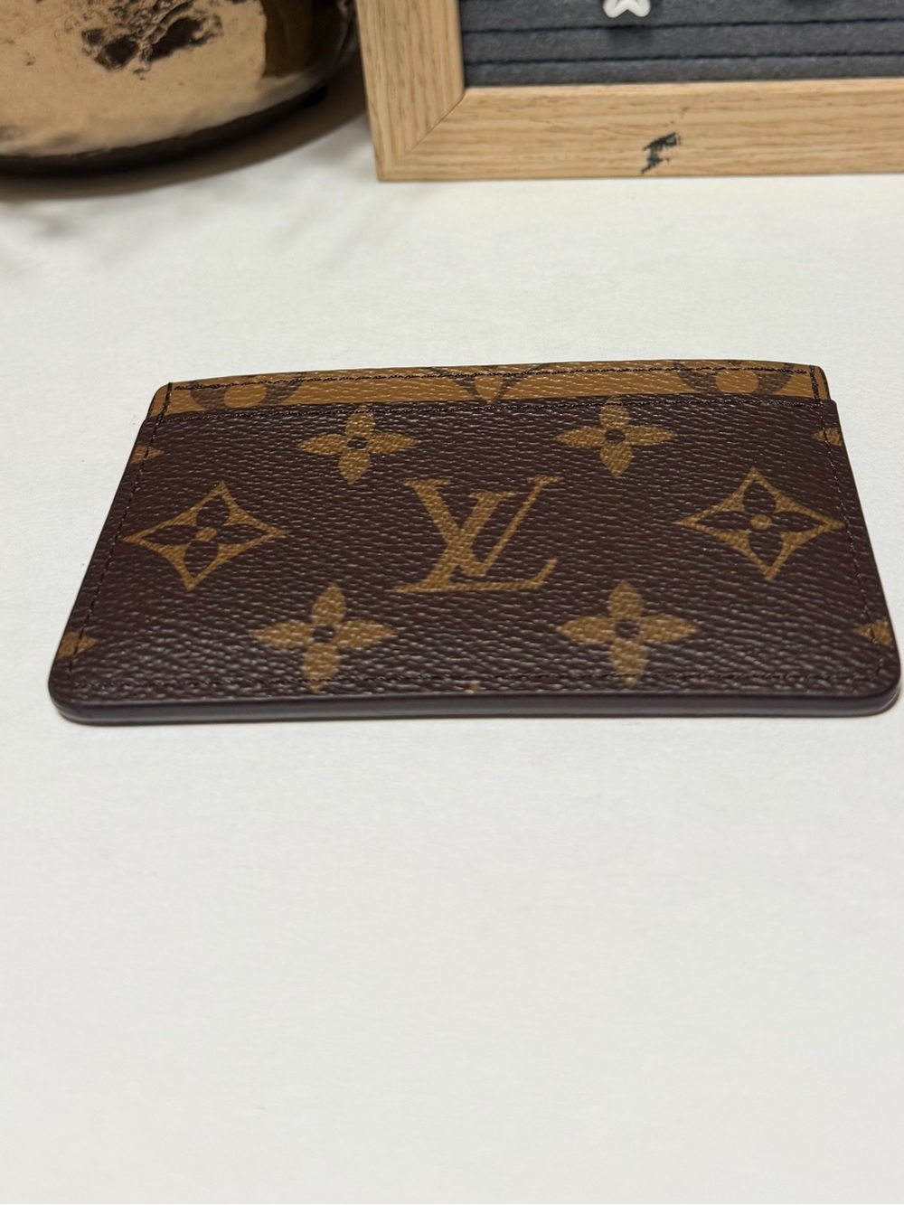 Reverse cardholder